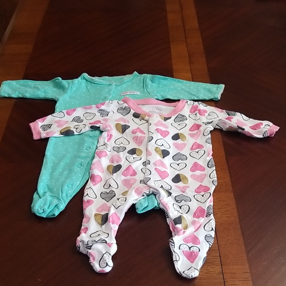 ❣5 for $25 Sale❣ Bundle Of Patterned Kids One Piece Sleepers - Size 3 Months